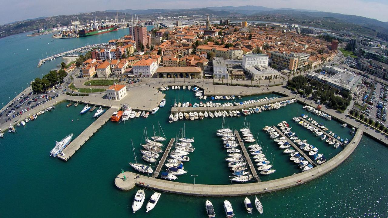 Apartma Veneziano Копер Екстериор снимка